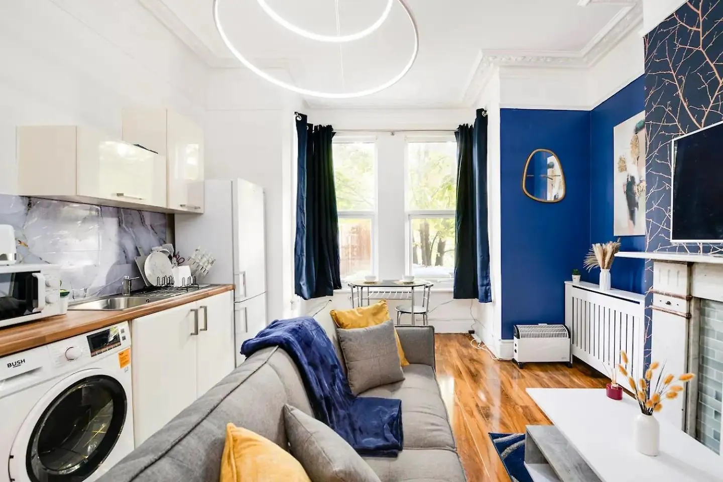 Summer Offer! Cozy 1-Bedroom Apartment In Southampton Centre