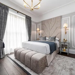 No.4 Carlton Southampton